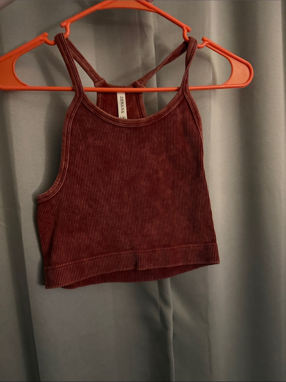 Ribbed Cropped Tank Top in Wine